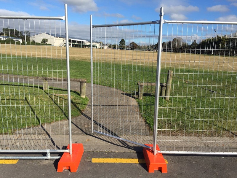 Temporary Fencing Pedestrian Gate Carousel 1