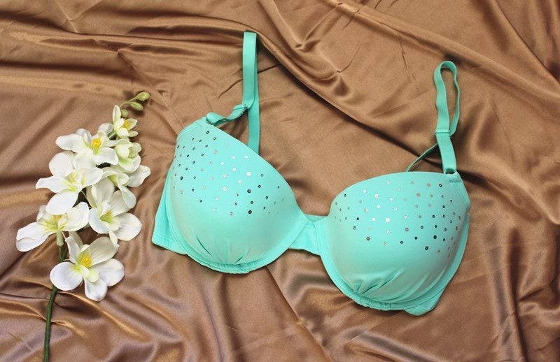GREEN SEXY PUSH UP BRA 36D/14D Carousel 1