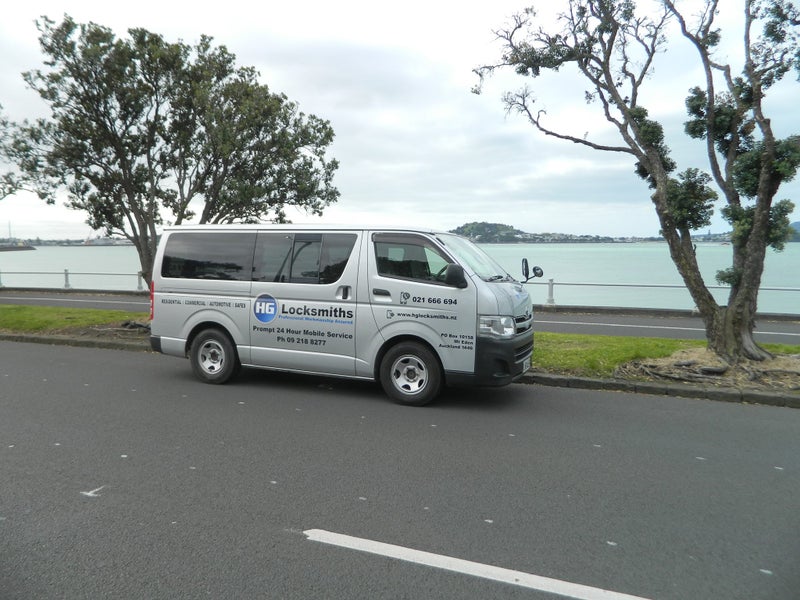 HG Locksmiths 24/7 Mobile service PH: 09 218 8277 Carousel 1