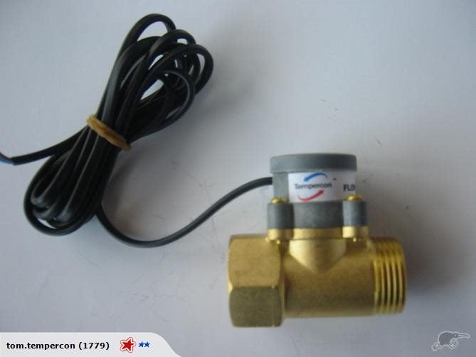Tempercon 25mm Flow Switch on/off fluid control Carousel 1