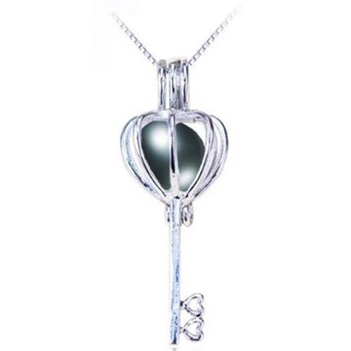 A key for her exciting future - genuine cultured pearl Carousel 2