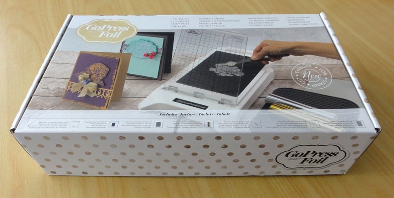 Couture Creations Go Press and Foil Machine Stamp Plastic Cover CO725817-B Carousel 6