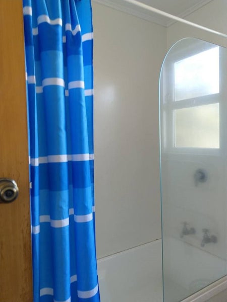 Bus Rotorua Glenholme, Rotorua, Bay Of Plenty Flatmates Wanted