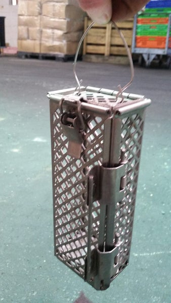 Small Berley Cage Carousel 1