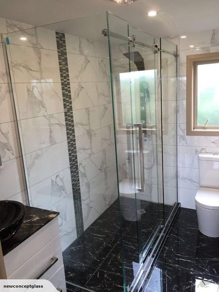 High Quality Frameless Sliding shower unit Carousel 1