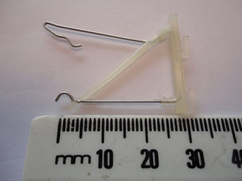 MARKLIN HO - CATENARY WIRE HANGERS - SHORT Carousel 1