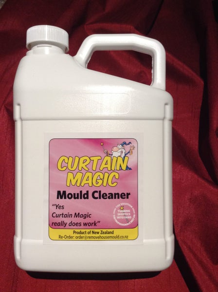 Curtain Magic MOULD Remover - 4L Carousel 1