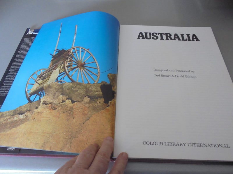 AUSTRALIA Carousel 5