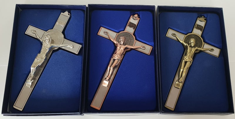 LARGE SAINT BENEDICT METALLIC CROSS Carousel 1