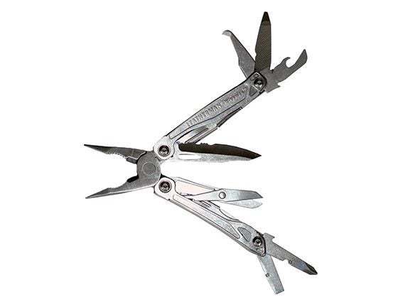 Leatherman 831426 Wingman Multi-Tool Carousel 1