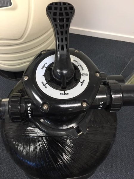 Filtermaster F21 - F550mm Pool Filter incl sand for 55,000 litres -62932729857281112