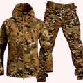 Thickened Mountaineering Tactics Training Breathable Windproof Charge