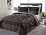 OVERSIZED 3 PIECE QUILTED BEDSPREAD recommended for KING or SUPER KING #B6
