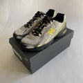 New Balance 740. US 9. FREE SHIPPING!