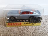 Dinky Toys 153 - ASTON MARTIN DB6 (from the 1960's)