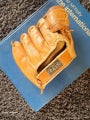 ZETT 600 Professional Model. Baseball / Softball mitt : POSSIBLY ANTIQUE?