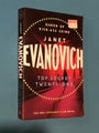 JANET EVANOVICH - TOP SECRET TWENTY-ONE (large paperback)