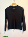 Visage (NZ Made) Size M Long-Sleeved 100% Merino Top