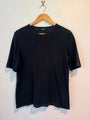 Visage (NZ) Size S Short-Sleeve Crew Neck T-Shirt