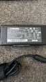 Toshiba AC Adapter / model PA-1121-04