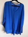 Bettie monroe size medium top
