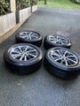 Toyota Higlander GXL alloy wheels and tyres