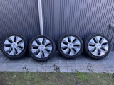 TESLA MODEL 3 ALLOYS TYRES AND COVERS 255/45 R19