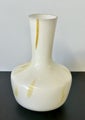 <+> VINTAGE RETRO WHITE VASE