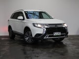 2022 Mitsubishi Outlander LS 7-Seat 2.4P/CVT