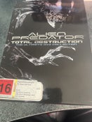 Alien and Predator - Total Destruction: The Ultimate DVD Collection
