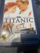 Titanic Deluxe Collectors Edition