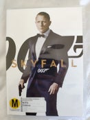 Skyfall - 007 - Reg 4 - Daniel Craig
