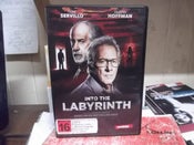 INTO THE LABYRINTH / DUSTIN HOFFMAN