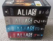 Alias: The Complete Series 1-5 (Season 5 is Region 1)