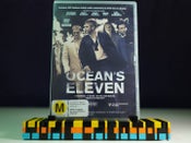 Oceans Eleven - George Clooney - Brad Pitt - Matt Damon - Julia Roberts