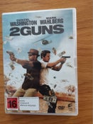2 Guns - Denzel Washington & Mark Wahlberg