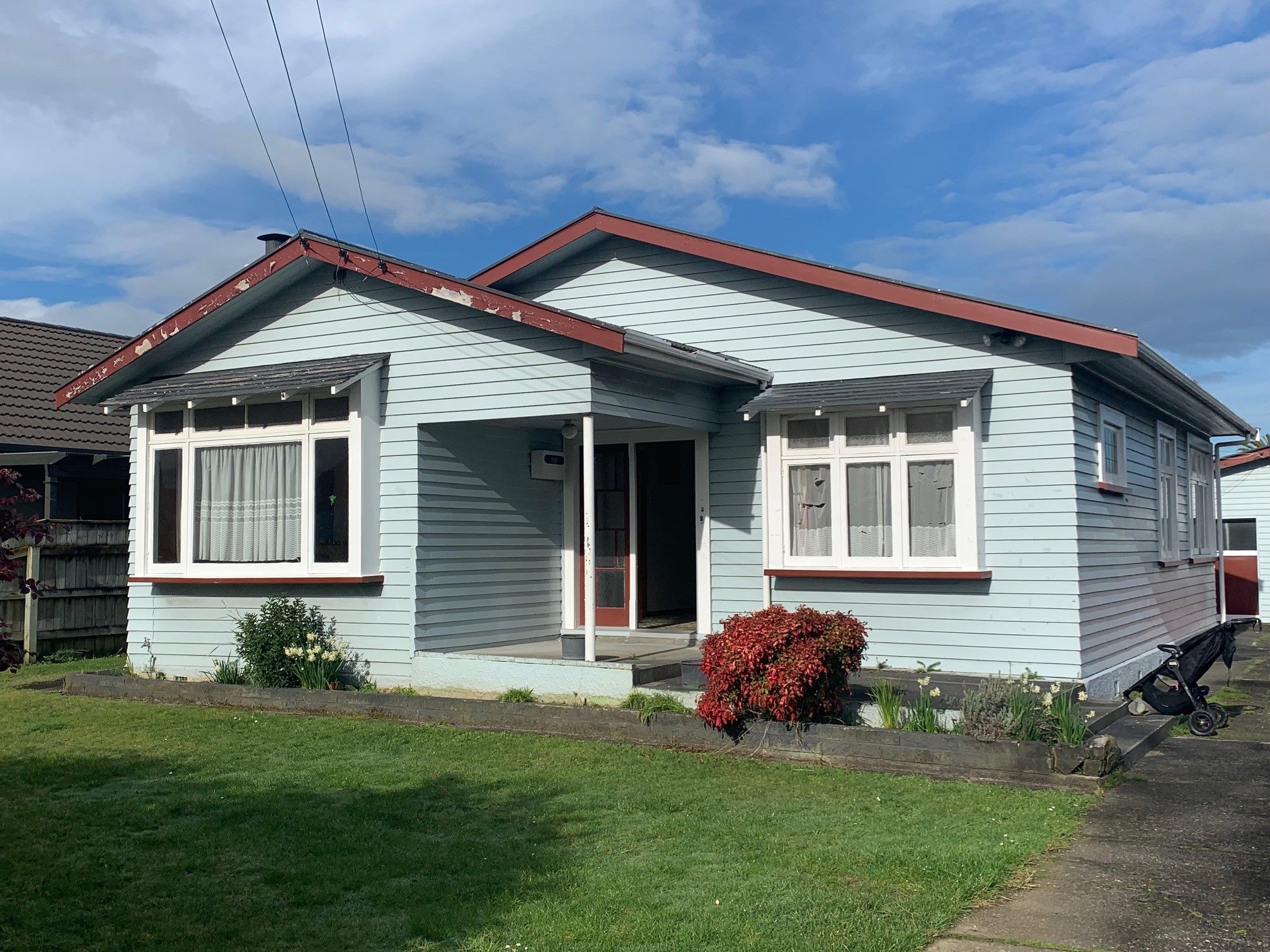 Relocate! 3 Bedroom House LEVIN Trade Me Property
