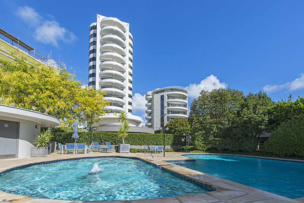 Kingsview Apartment with Sensational Seaviews! Trade Me Property