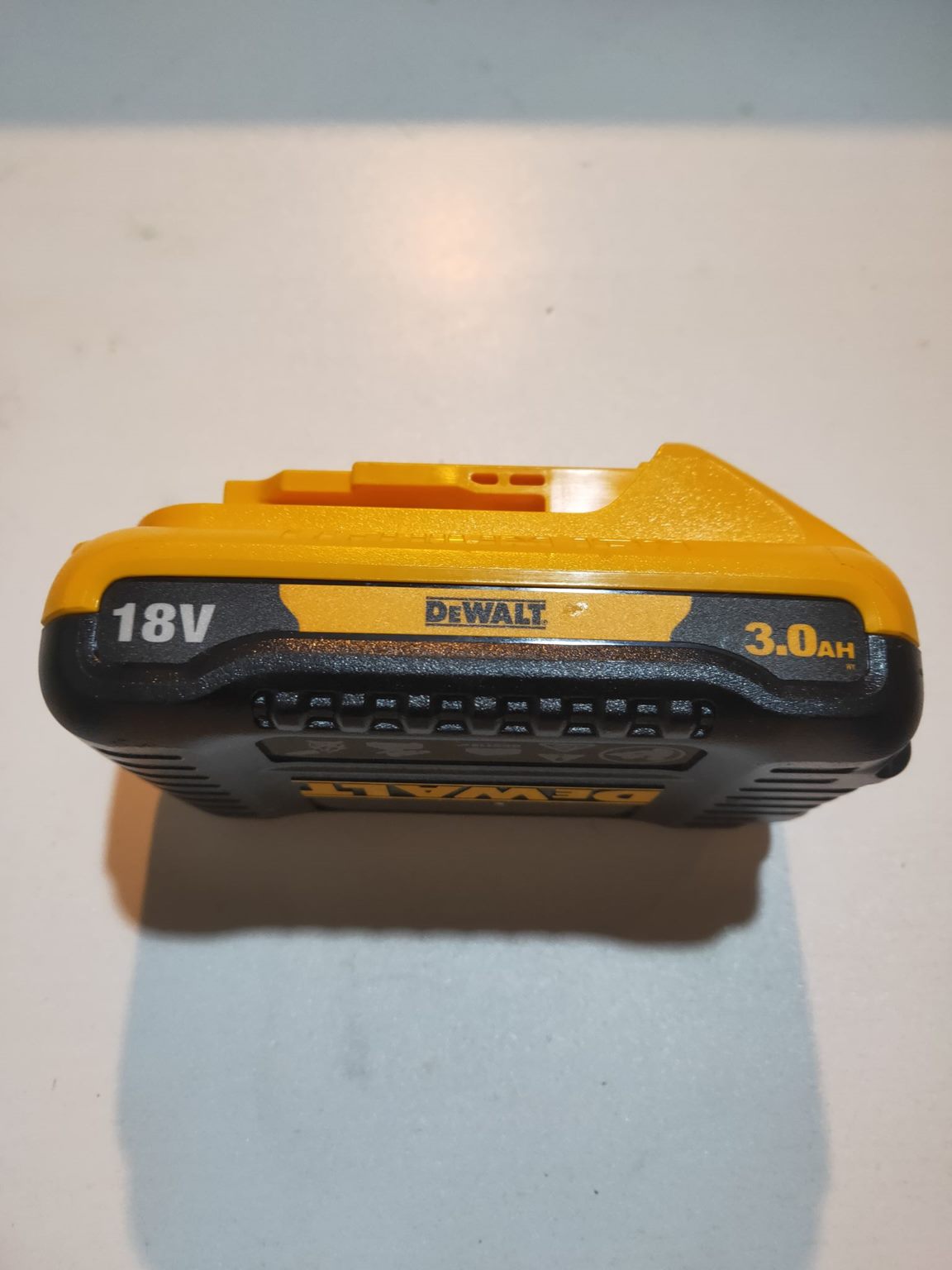 Dewalt Dcb187 Xe 18v 30ah Li Ion Xr Battery2022 Bidbud 4815