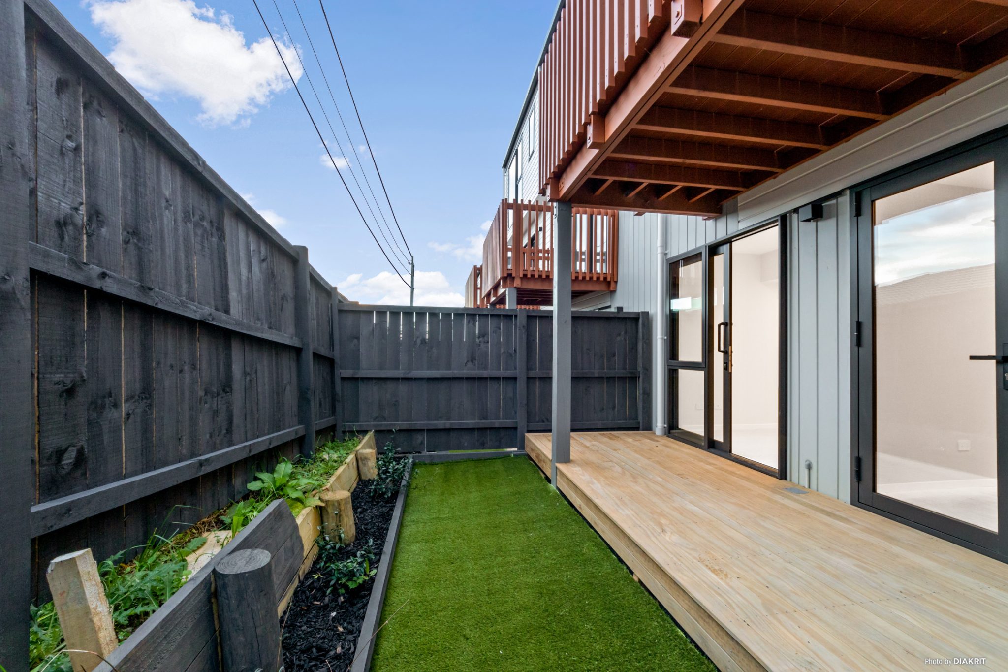 Modern 3 Bed + Study Freehold + Garage — slide 10