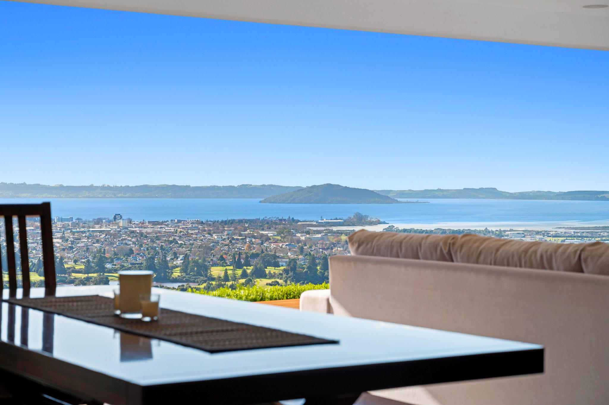 The Pinnacle of World-Class Luxury — slide 2
