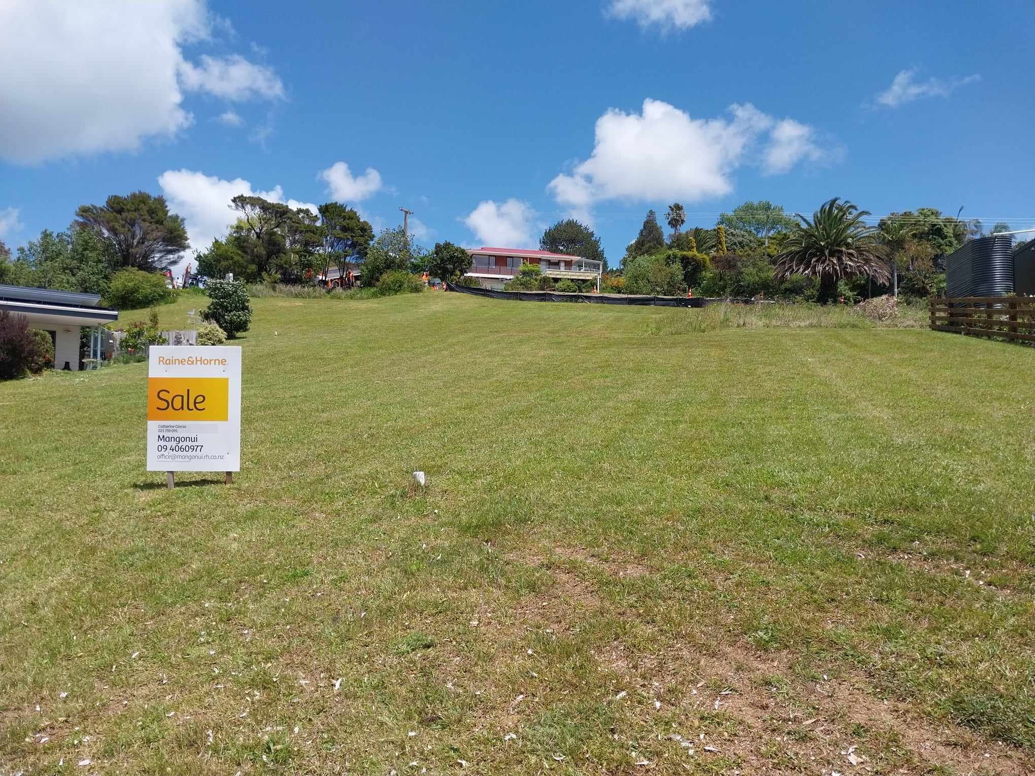 Stunning Section with Unobstructed Sea Views! — slide 15