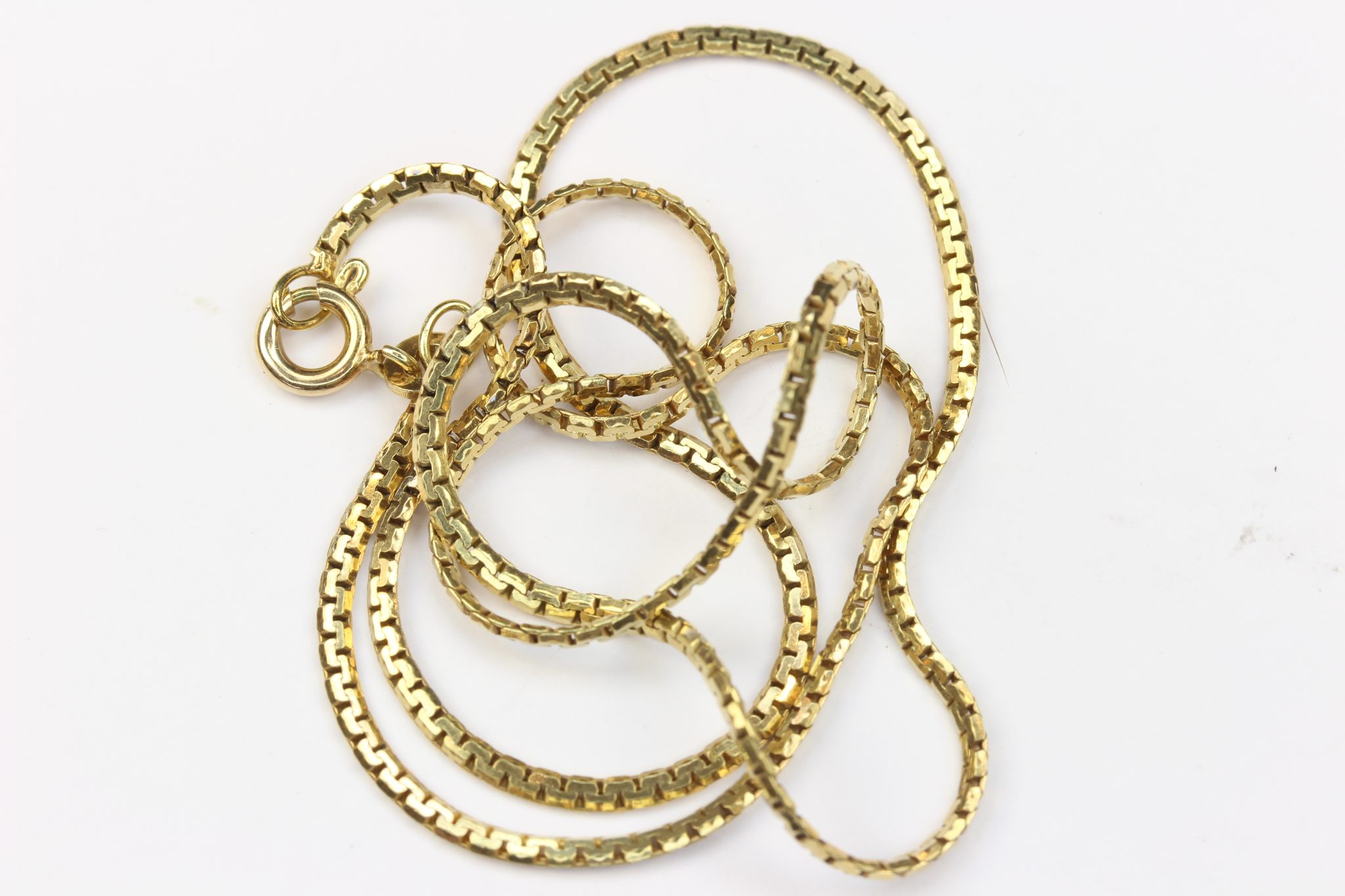 14ct Gold necklace : BidBud