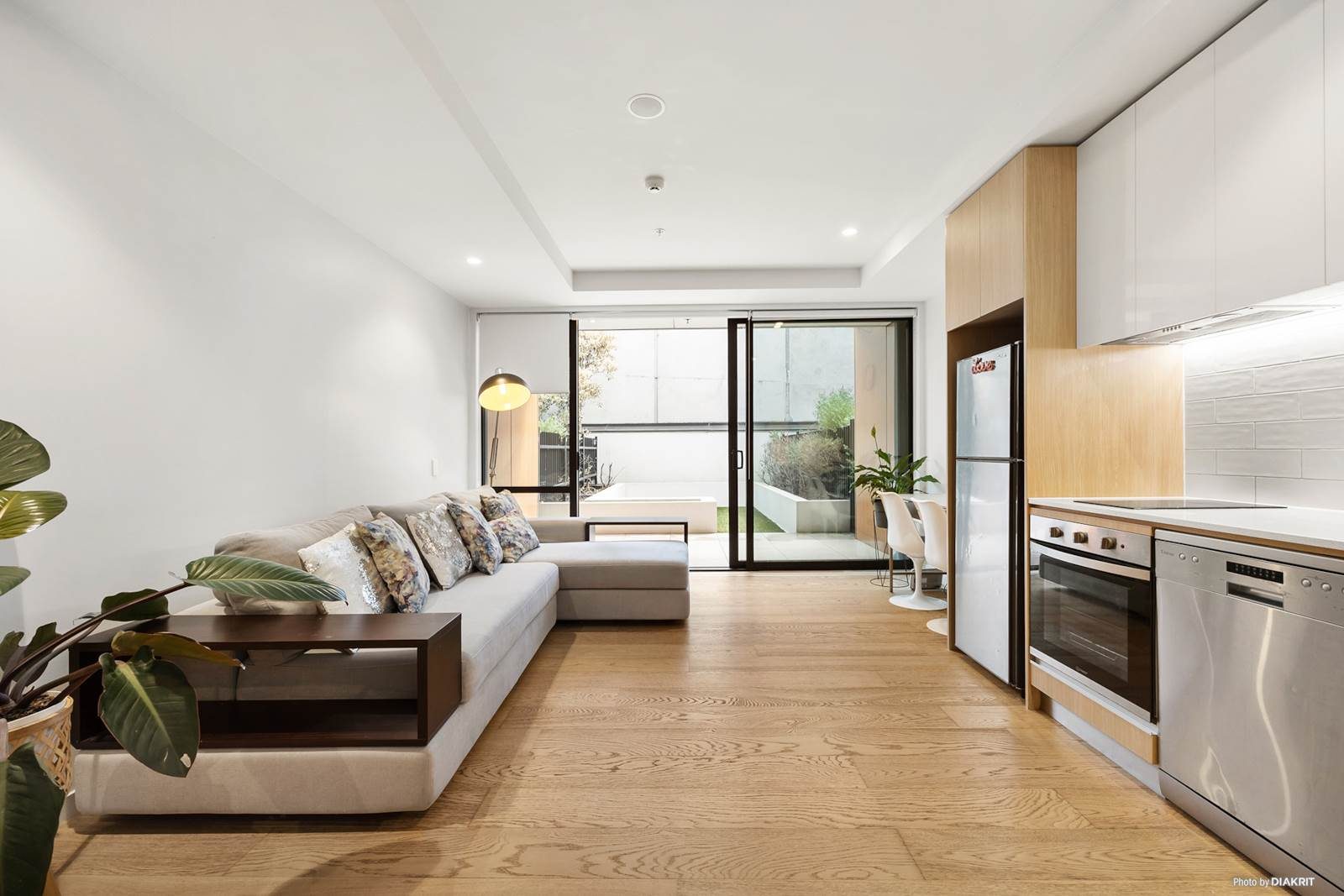 Cozy Living with A Massive Patio in DGZ — slide 1