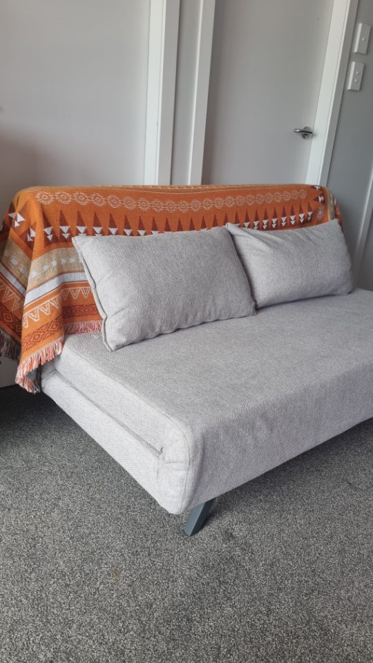 Nood Couch sofa bed BidBud