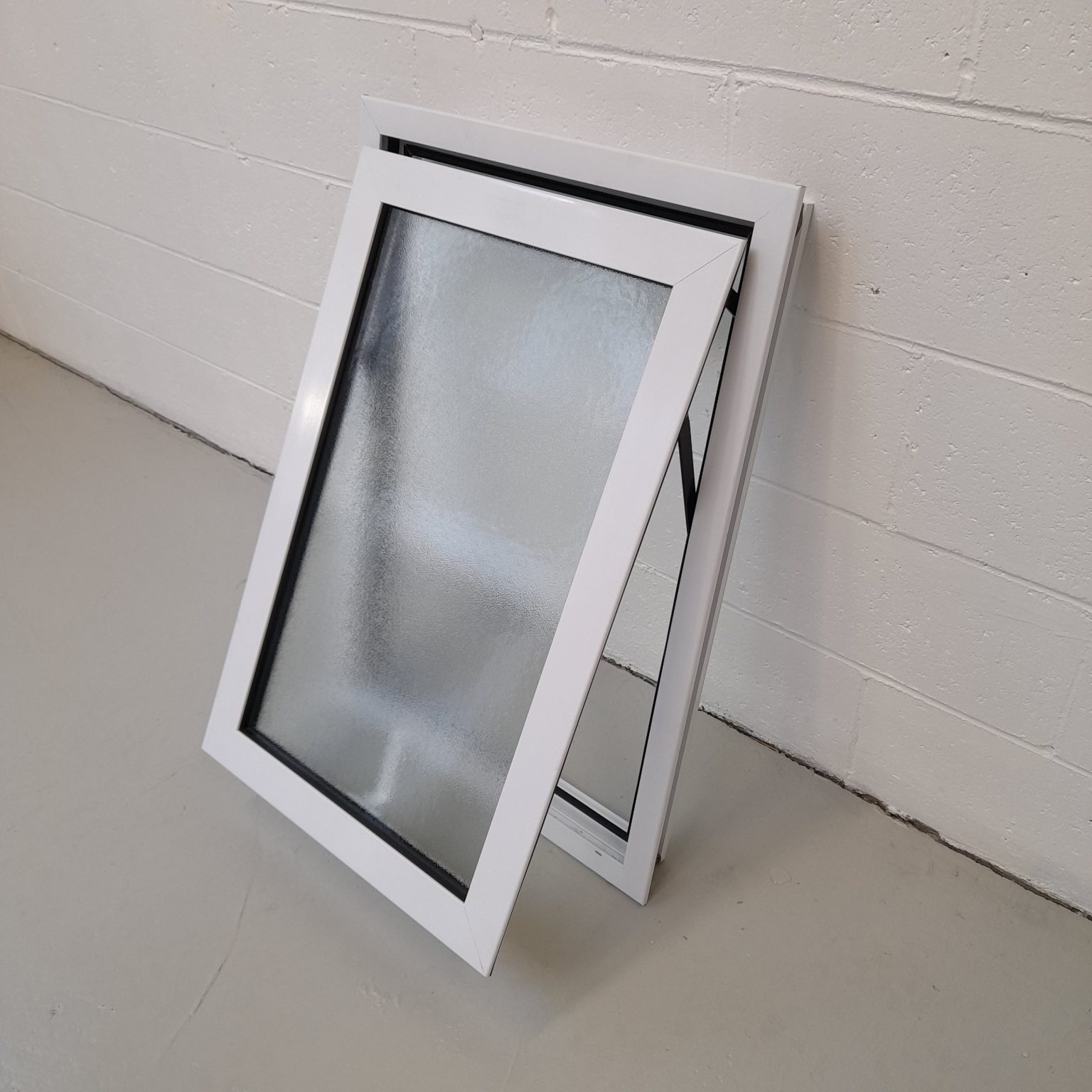 TMFW5 White Double Glazed Bathroom Window Opening 540x790: High Wind ...