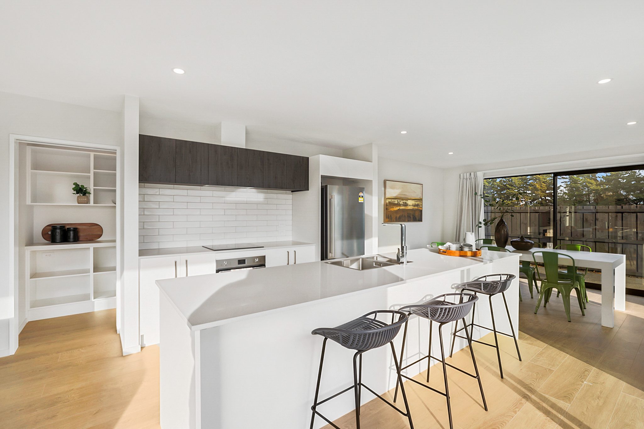 Family Living at its Very Best in Witherlea — slide 2