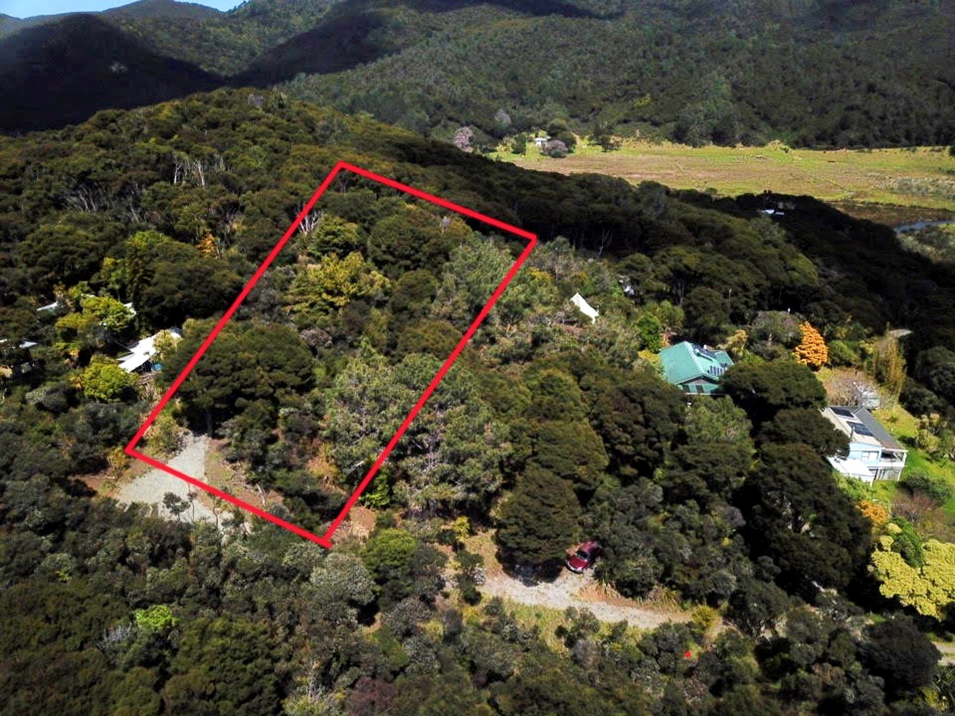 Secluded Medlands Beach - Coastal Paradise - Views — slide 6