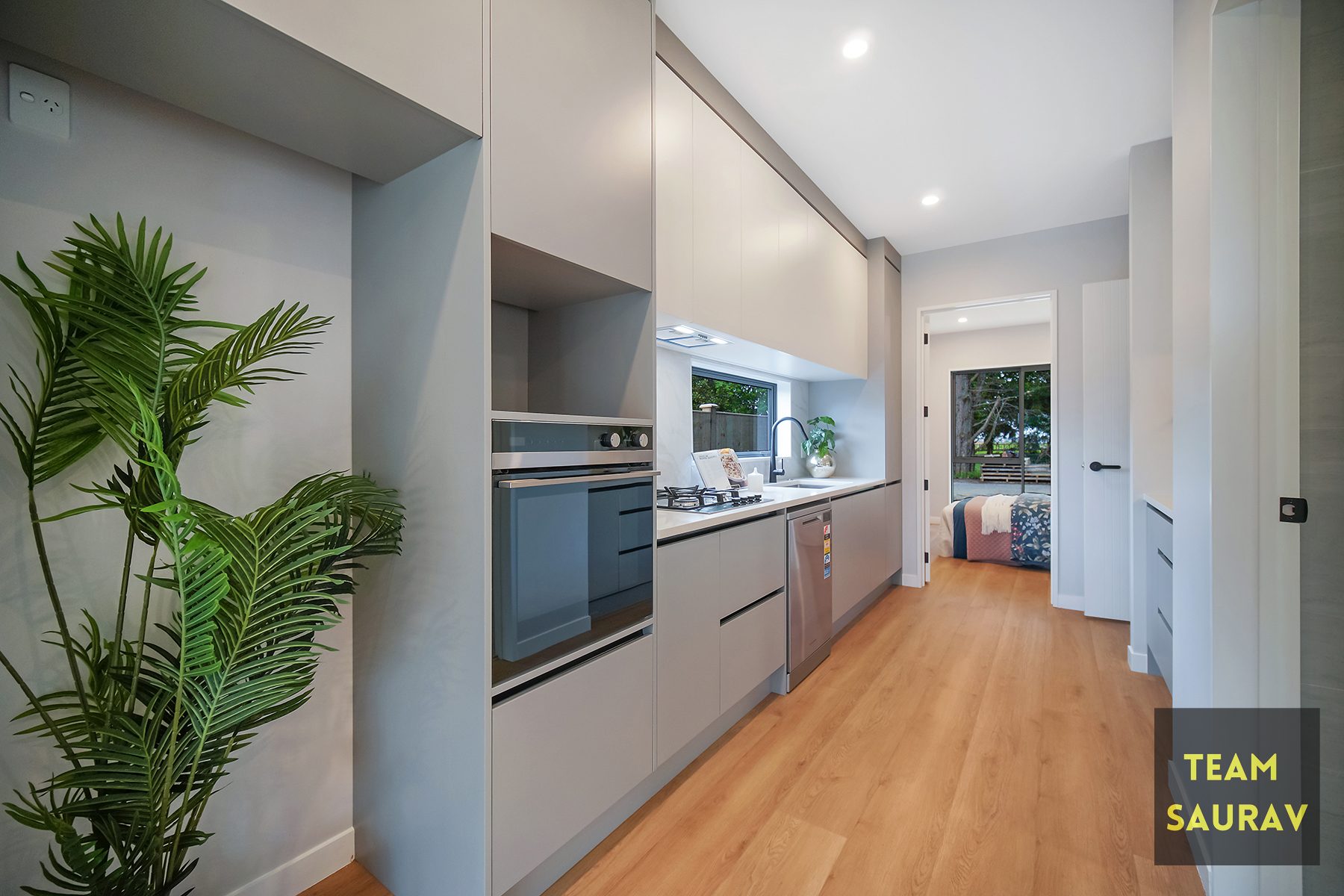 Spacious, High Spec and Brand New home in Karaka! — slide 2