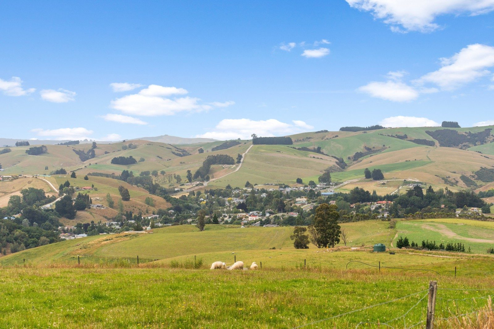 The authentic Otago dream - Gabriels Gully Estate — slide 2